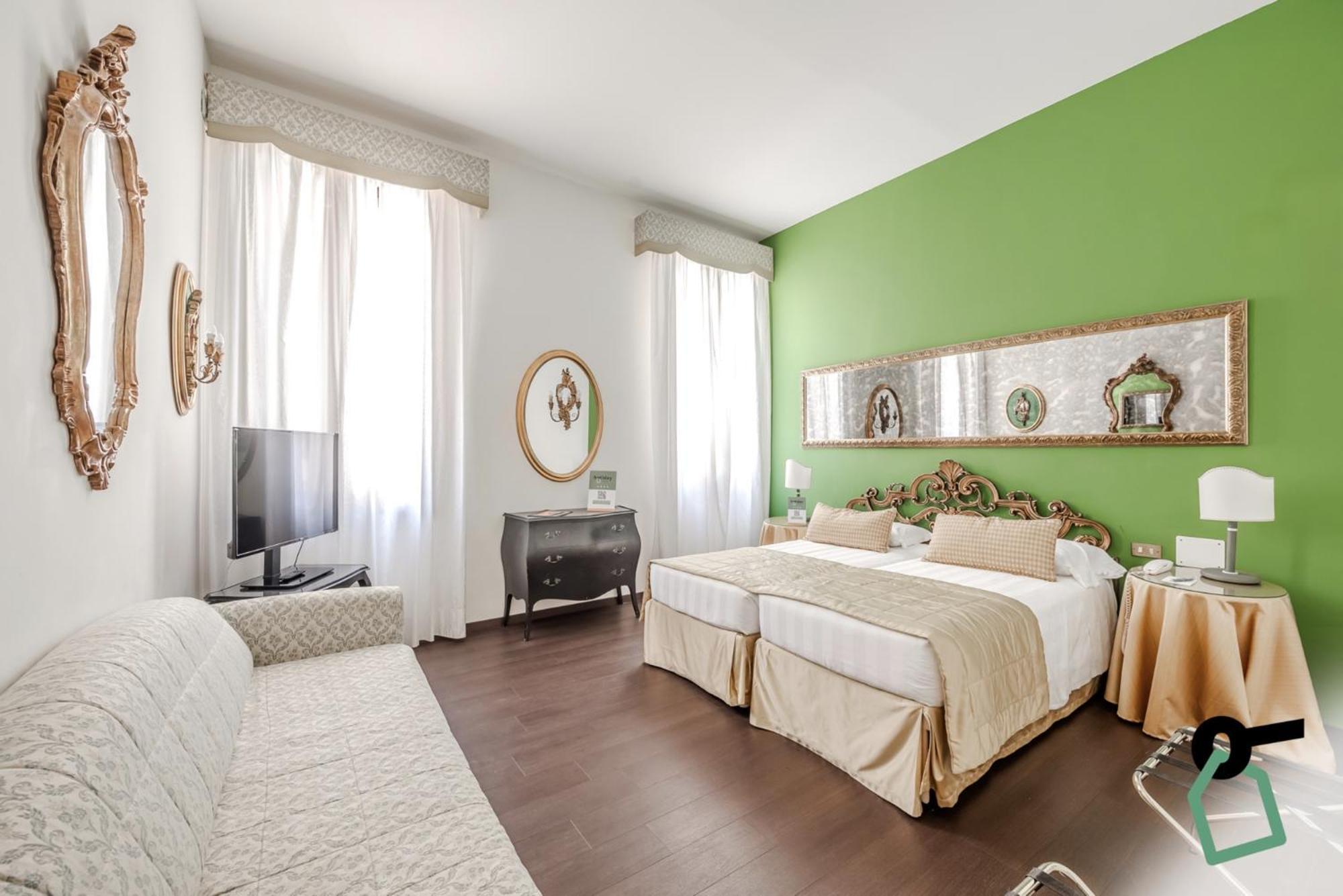 Hotiday Collection - Santa Lucia Hotel Venise